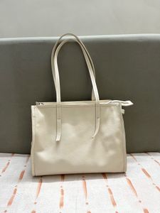 ZARA White Handbag/ Tote Bag
