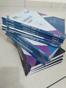 JEE Books Combo Aakash ,Arihant ,Disha