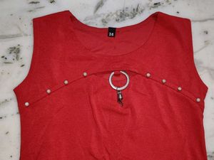 Red Sleeveless Top