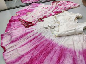 Pink Tie-dye Chaniya Choli Set