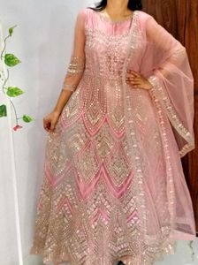 Royal looking Pink Ethnic Gown