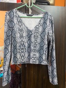 Shien Snake Pattern Crop Top