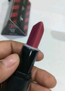 Staze 3-in-1 Lipstick