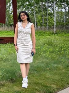 White Sleeveless Dress
