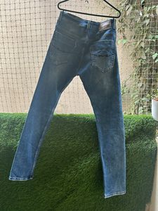 MUFTI brand classic blue Jeans Size 32 Stretchable