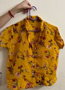 Cropped Floral Shirt