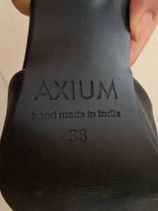 Black Axium Pointed Toe Mules