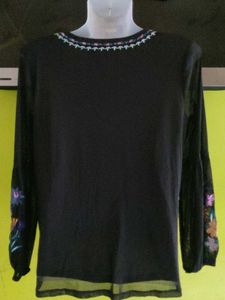 BLACK EMBROIDERED KURTA