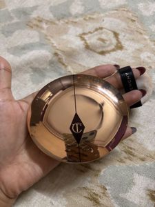 Charlotte Tilbury Airbrush Flawless Finish- Medium