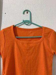 cute orange crop top 🍊