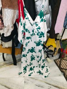 Sexy Knot Detail Tie Back Dress