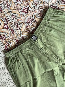 Men&#39;s Olive Boxers
