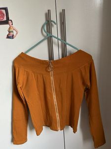 Stylish Orange Zip-Up/ Off Shoulder Crop Top