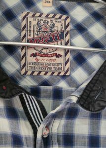 Men&#39;s Casual Shirt