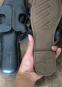 Women's Flat Sandals