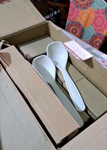 Neelkanth Tableware Set