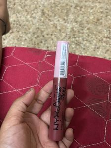 NYX Lingerie XXL Lipstick