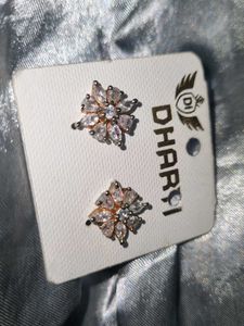 Dharai Flower Earrings