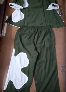 Stylish trendy must-have Olive Green Co-ord set