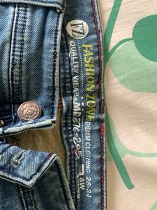 Distressed Wash Denim Jeans