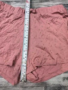 28 Size Shorts 💚