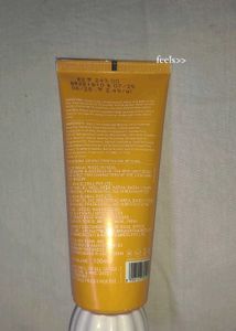 Dot &amp; Key vitamin C+E Face Wash