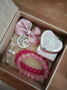 Customised Birthday Hamper For Girls