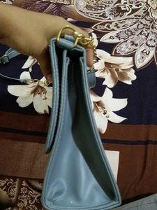 Stylish Grey Handbag