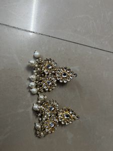 Earings