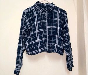Cropped Navy Blue shirt