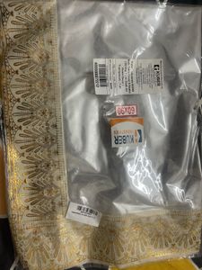 Elegant dining table cover