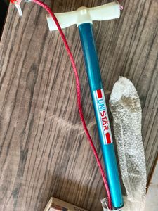 &#34;Essential Cycling Accessories: Pump, Lock