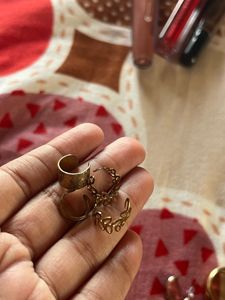 Combo Earrings And Lipsticks