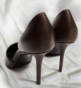 MANGO BROWN PUMPS