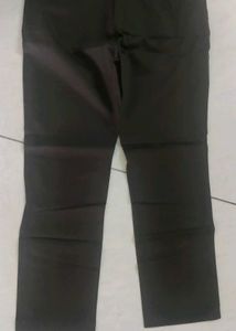 Pantaloons Chinos