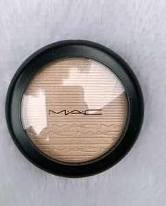 Mac Highlighter ♥️💕