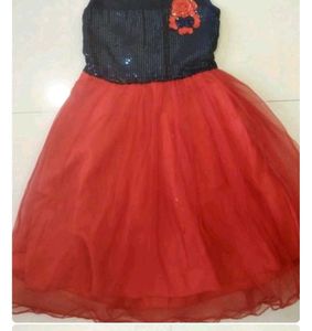 Beautiful Frock, Top And Skirts For Girl♥️