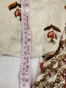 Kurti Set.