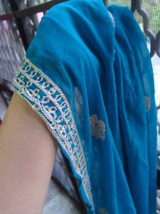 Blue Embroidered Kurta Set(padded)