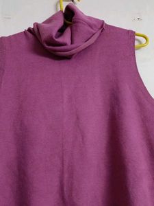 High neck Top