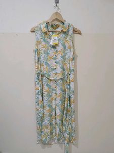 Tropical Print Sleeveless Dress