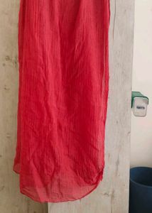 Red Dupatta