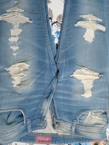 Ripped Jeans - Light Wash Denim