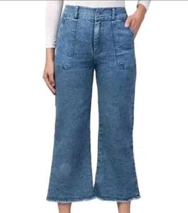 Acid Wash Cropped Jeans