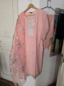 New Unused Peach Color Beautiful Suit Set