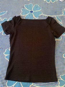 Chic Black Short Sleeve Top