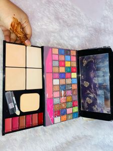 MAKEUP KIT 💄combo