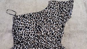 Very Comfortable With, Stylish Top