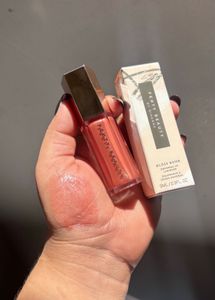 Fenty Gloss Bomb