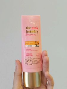 Combo : Pink Foundry Vitamin C Serum And Sunscreen